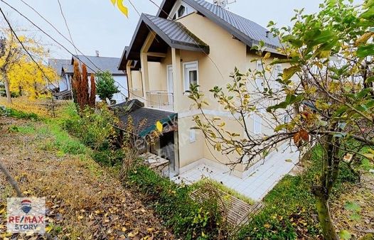 Eşyalı, Manzaralı Ve Huzurlu: İlimtepe Atakentte B Tipi Villa