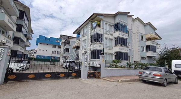 Gölcük Çiftlik Mahallesinde 3+1 Kiralık Daire