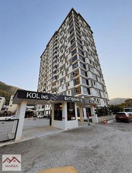 Batışehir 1 Sitesinde Lüks Satılık Daire 3,5+1 , 185 M2