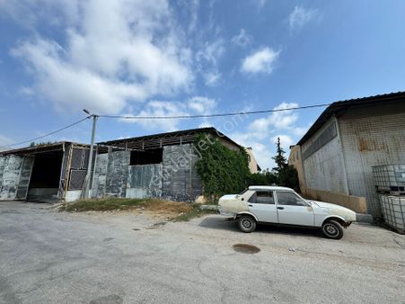 Aksu Sanayi Sitesinde 2 Katlı, Bahçeli 400 M² Satılık İşyeri