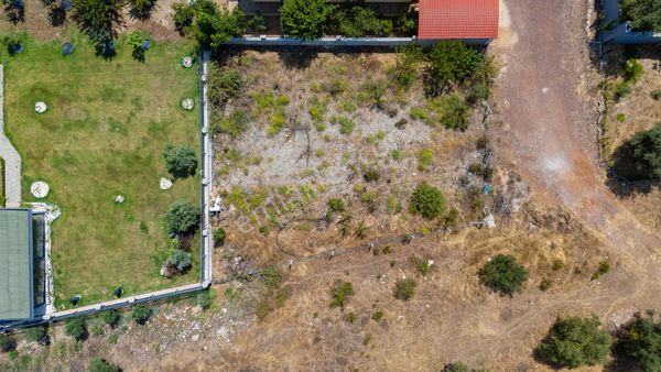 Döşemealtı Düzlerçamı Satılık Köşe Parsel Villa Arsası