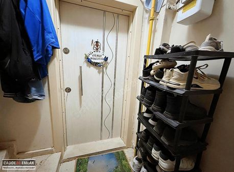 Cadde 26'dan Emekte Albayrak Caddesi Yakını Arakat 3+1