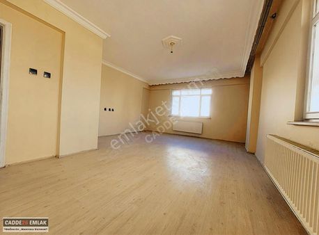 Cadde26'dan Harika Konum'da Ertaşın Altında Cok Geniş 3+1