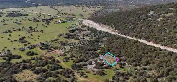 Villa İmarlı 305 M² Arsa Araç Takasına Açık