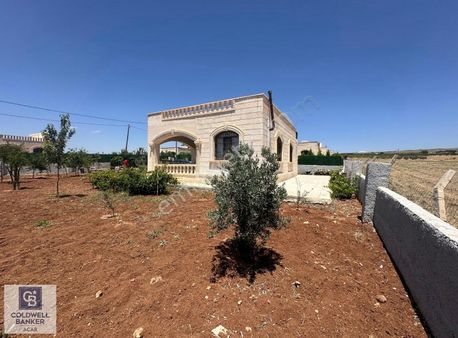 Coldwell Bankerden Şehire 14 Km 1000 M2 Üzerine Yapılı Taş Villa