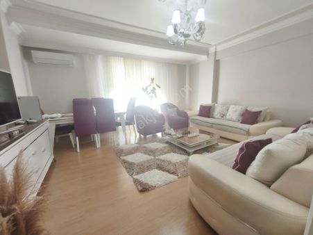 Uygun Fiyata Geniş Arakat Daire Namık Kemal