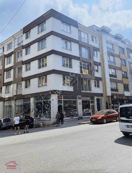 Birlik Cad 3+1 Asansörlü Ara Kat Satılık Daire