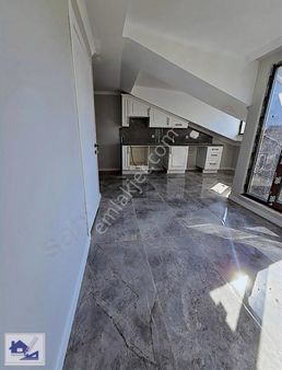 Gaziosmanpaşa Barbaros Tramvaya Yakın Sıfır Dubleks Daire