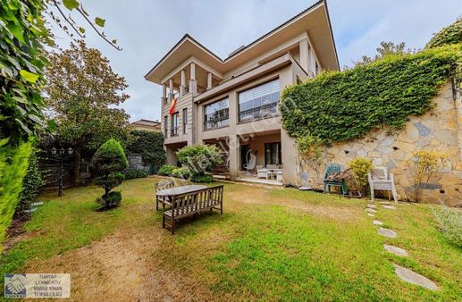 Mahir'den Çekmeköy Satılık Greenium Havuz Asansör 638m2 Villa