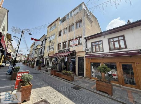 Şile Merkezde Kiralık 3+1daire Ofis Veya Konut Kullanımına Uygun