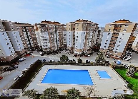 Çekmeköy Yeşilbelde Sitesinde 2+1 Giriş Kat Daire (90 M2)