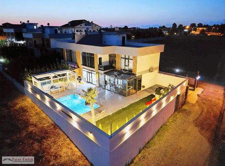 Çerkezköy Amberdere Ultra Lüx 4+1 Müstakil Havuzlu Satılık Villa