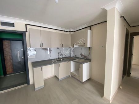 Dora Dan Satılık Kadıköyde Ara Kat Ön Cephe Lüx 2+1 Daire