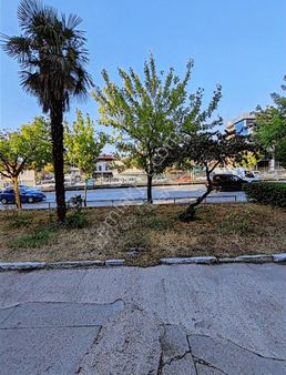 Mudanya Caddesi Üzeri Çift Cephe 3+1 Asansörlü Otoparklı Siteiçi