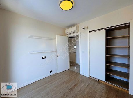 Alaçatı Göbenede Satılık Köşe Konumlu Tam Müstakil Havuzlu Villa