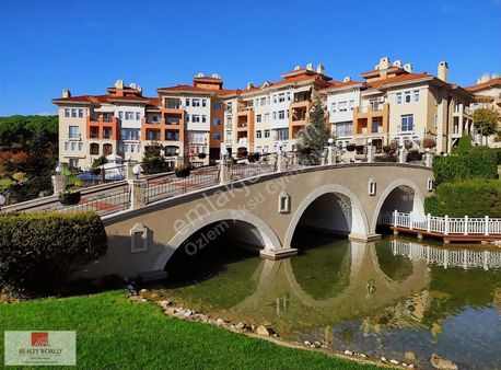 Özlem Aksu..rapsodi Evleri Satılık Büyük M2 Çift Cepheli,bahçeli