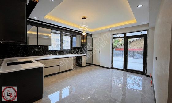 Keçiören'de Cadde Yakını Ful+ful Yapılı Masrafsız 3+1 Daire