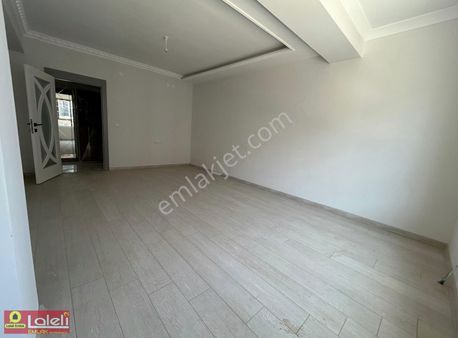 Menderes Mahallesi Merkezi Konum Ara Kat 3+1 Daire