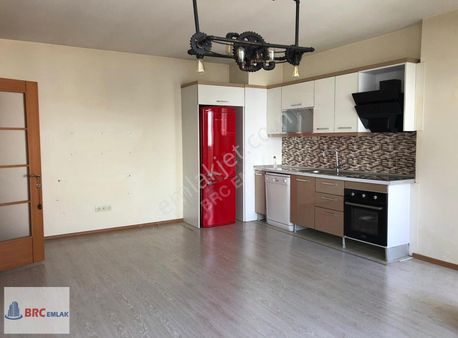 Başakşehir Ziya Gökalp Metro Karşısı Metro Residence Satılık 1+1