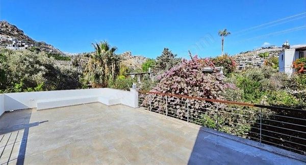 Bodrum Yalıkavakta Satılık Tam Müstakil Villa-denize Yakın