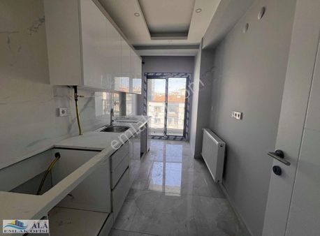 Üçyol Mevkii 2+1 Deniz Manzaralı Son 2 Çatı Katı Satılık Daire