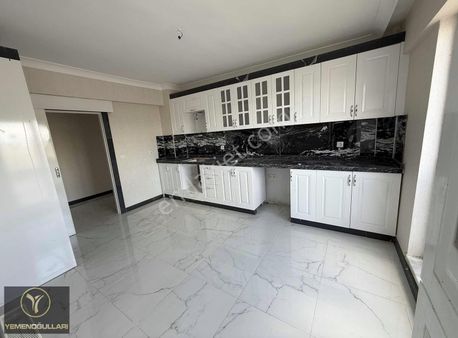 ~yemenogulları Emlak~atatürk Mh.13.kat Full 4+1 Daire