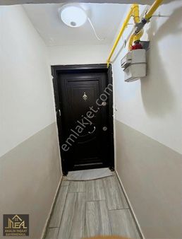 Akalından Türbe Caddesinde 2+1 95 M2 Satılık Daire