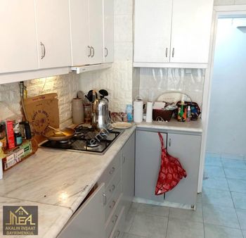 Zeyrek Petrol Yakını ,3+1 ,arakatta , Asansörlü , Önü Açık Daire