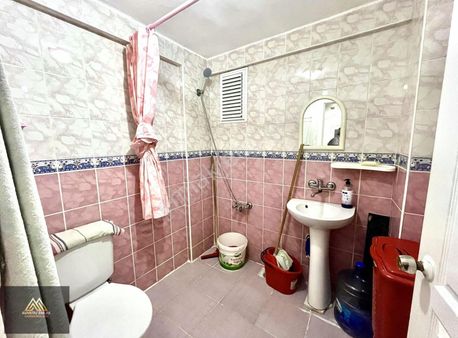 Avantaj Emlak'tan Yeşilbayır'da Saat Kulesi Dibi Geniş 3+1 Daire