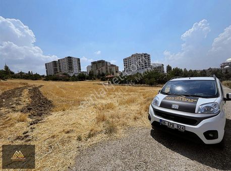 ^avantaj'dan Kıbrısköy'de Yapılaşma İçinde Cadde Dibi 125m2 Arsa