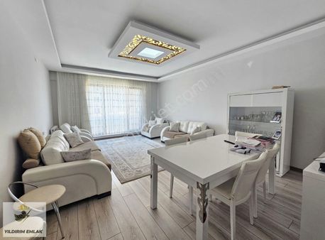 Yıldırım Emlak'tan Şehitlikte 4+1 Sıte Icı Ara Kat Yapılı Daire