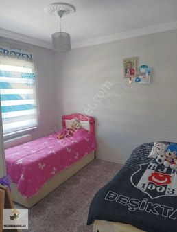 Yıldırım Emlak'tan Yenı Mah. 3+1 Ara Kat Komple Yapılı Daire