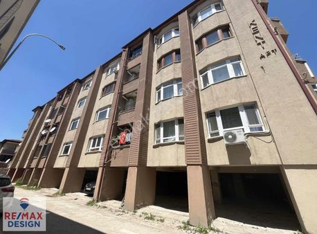 Remax Desıgn Adapazarı Merkezde Satılık 3+1 Daire