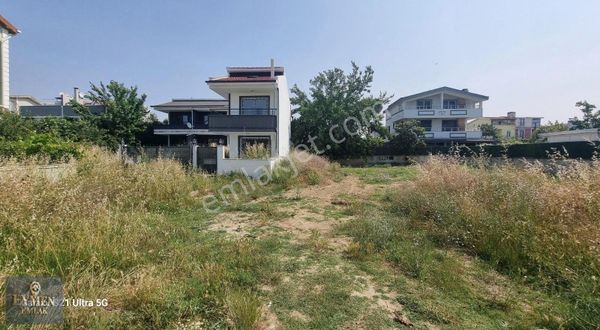 Axua Parkin Üstünde Güzel Lokasyonda Arsa