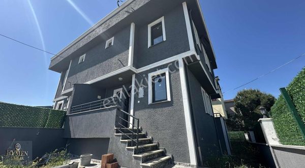 ▃▅▇ Eymen Emlak ▇▅▃ Merkezi Konumda Denize Yürüme Mesfs Villa