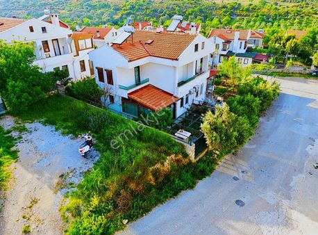 Startkey Datça Merkeze Yakın Geniş Kullanımlı İkiz Villa