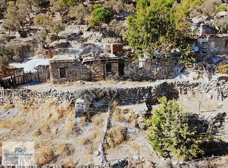 Pehlevanlar'dan Doğa İçinde Sessiz Bir Yaşam - Taş Ev Ve Bahçesi