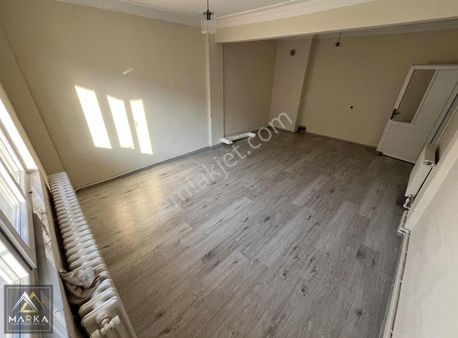 Marka'dan Yıldırım Beyazıt'ta Geniş Kullanışlı 2+1 Satılık