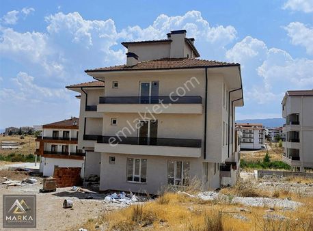 Marka'dan Kirazpınar'da2 Oda Ayrı Mutfak Ayrı Geniş 1+1 Daireler