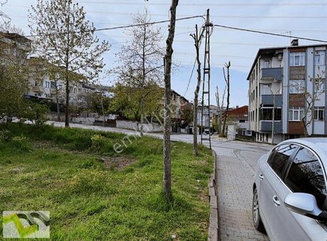 Zeymak Yapı Dan Sancaktepe Mevlana Mah De 242m Arsa