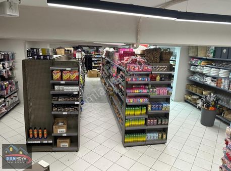 Kışla Da Kurumsal Market. Selekler Çarşısına 100 Metre Mesafede