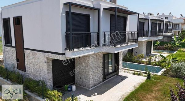 Kuşadasın Da Müstakil Özel Havuzlu 4+1 Villa