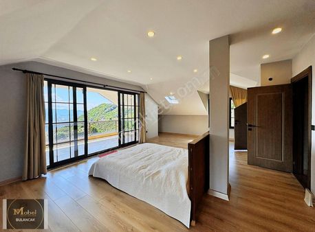 Mabel Gayrimenkul-duacıoğlu Mah.doğa Manzaralı Güzel Lüks Villa