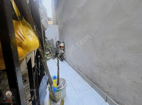 Bağcılar Göztepe Mahallesinde Bahçe Katı Hisseli Daire