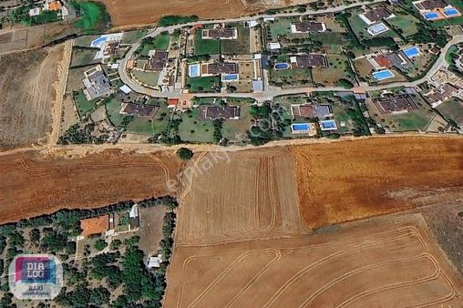 Kupon | Seçkin Parsel | 3 Cephesi Yol | Villa Sitelerine Komşu