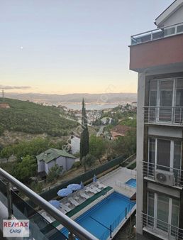 Kuruçeşmede Site İçi Havuzlu 5+1 Dubleks