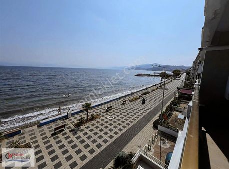 Güzelyalı Merkezde Denize Sıfır Asans. Lüx Arakat Fırsat Daire