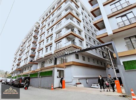 Maltepe Girne Mah.de Site De 'yüksek Tavanlı' 3+2 Satılık Dublex