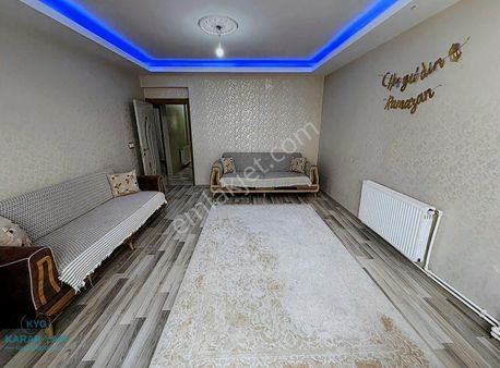 Aile Binasında Nezih Geniş Kullanımlı Fırsat 3+1