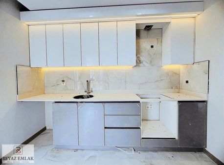 Barış Mah'de Asansörlü Çift Mutfaklı 5+1 Dubleks Daire